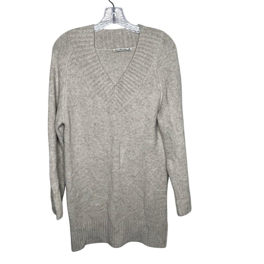 Abercrombie & Fitch Women’s XS Deep V-Neck Sweater Oatmeal Beige Long‎ Sleeve